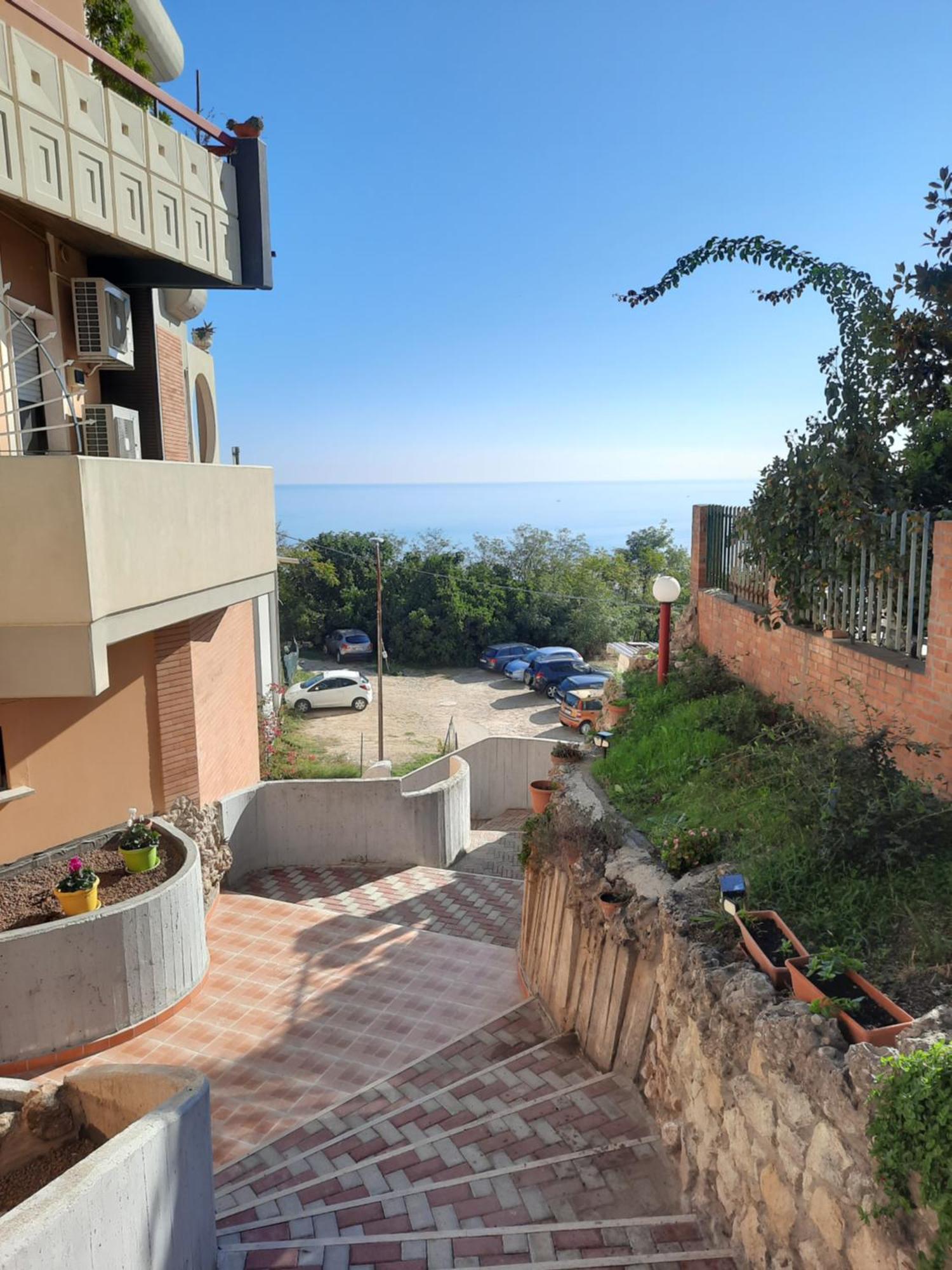 Torre Del Meridiano Casa Vacanze Centrale Leilighet Termoli Eksteriør bilde